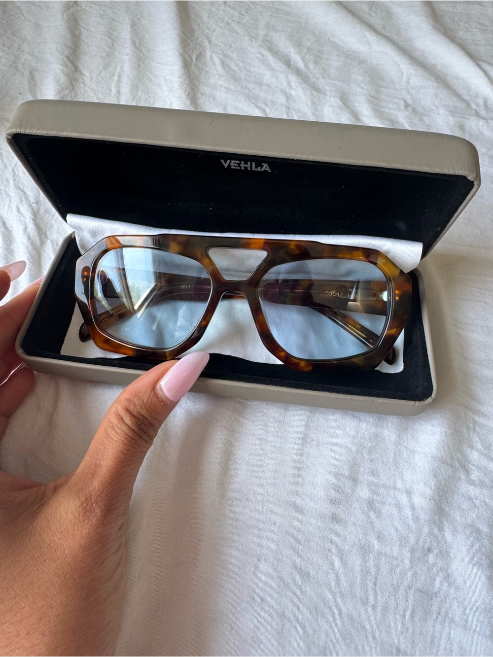 VEHLA Tortoise Hexagonal Oversized Sunglasses